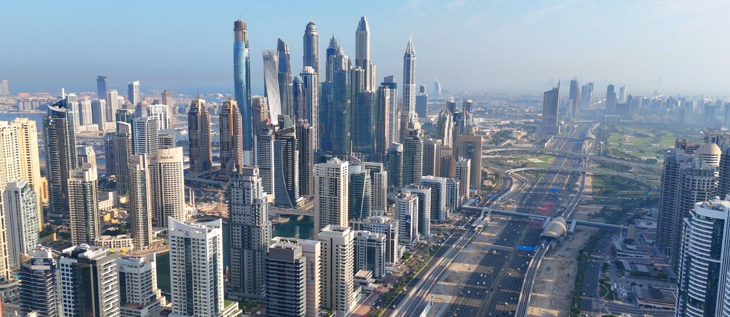 المناطق الأكثر طلباً لشراء العقارات التجارية في دبي