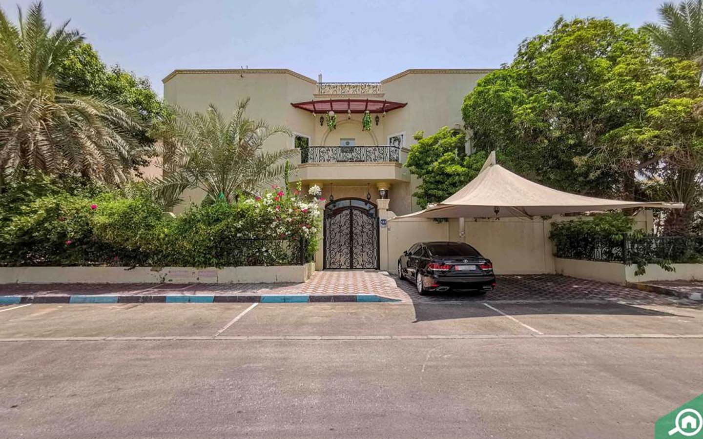 فيلا في قرية خالدية