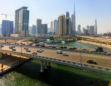 Modern residential tower in Downtown Dubai with studio flats for rent