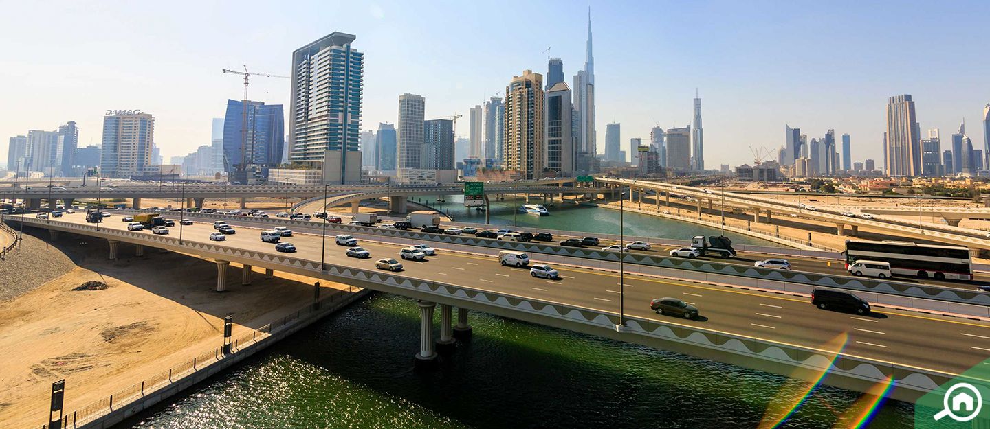 Modern residential tower in Downtown Dubai with studio flats for rent