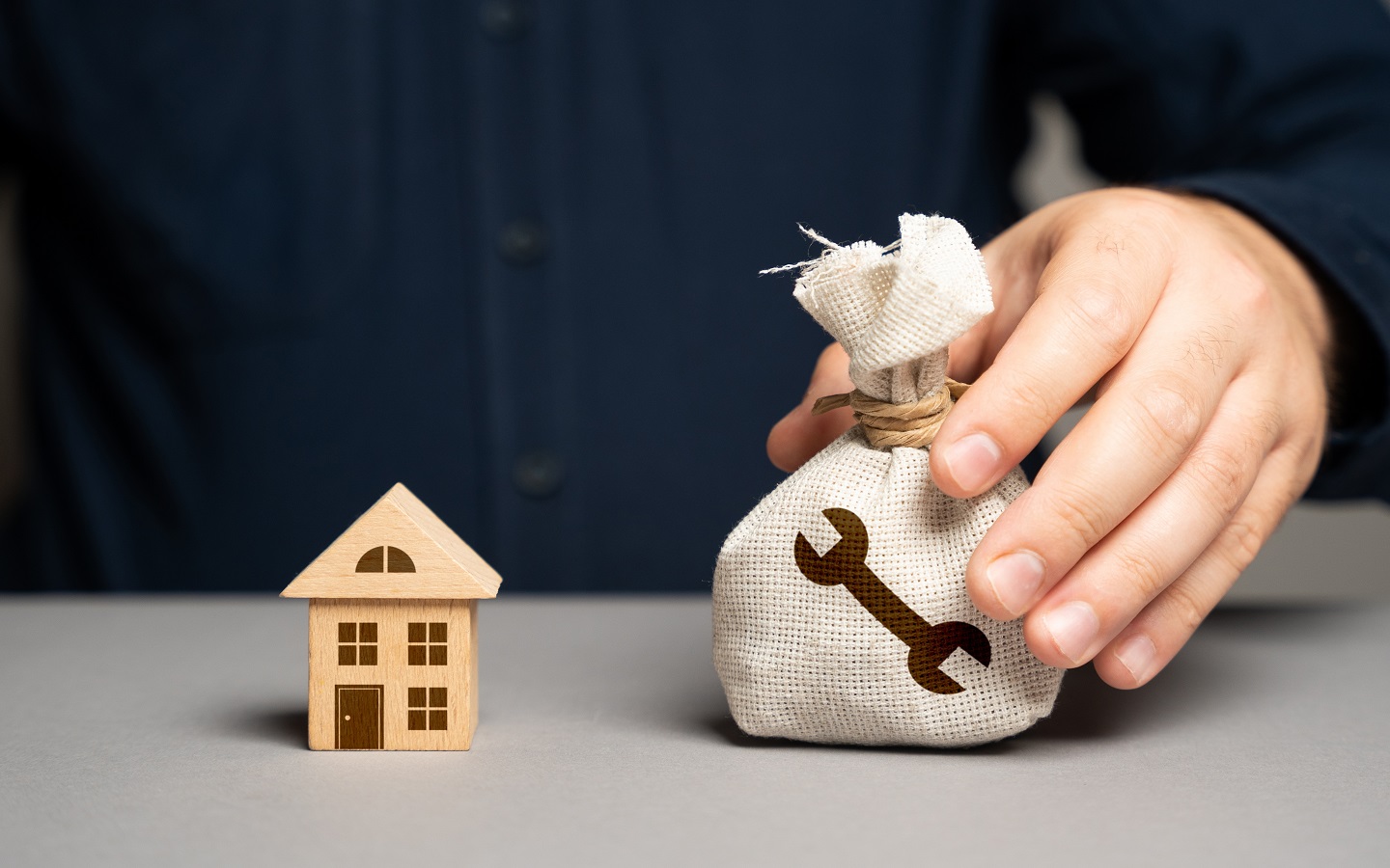 إجراءات تجديد العقارات في دبي
