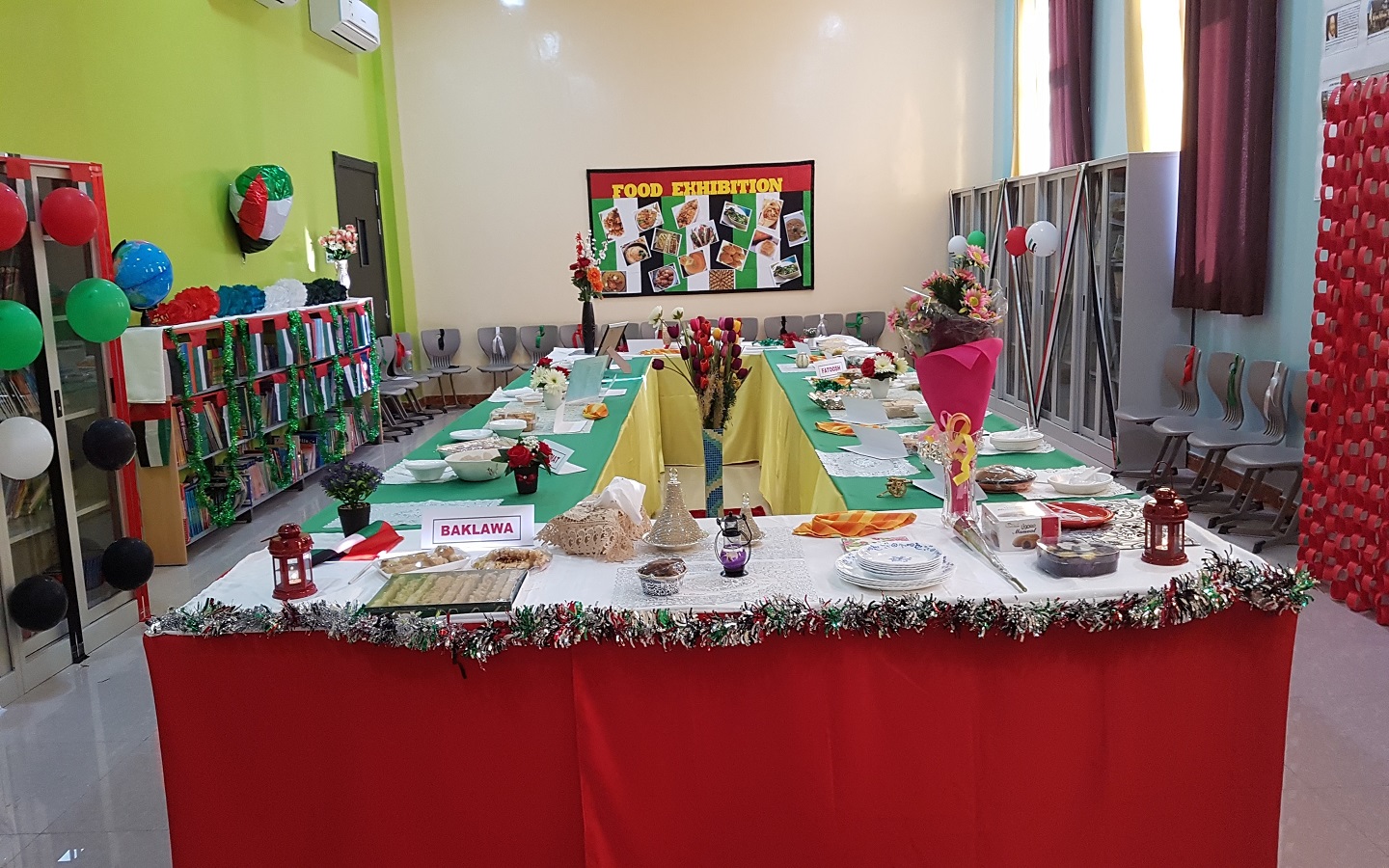 احتفالات المدارس في الشارقة باليوم الوطني