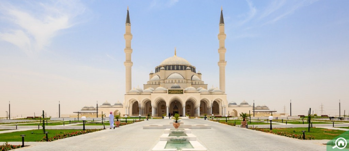 مسجد الشارقة الكبير
