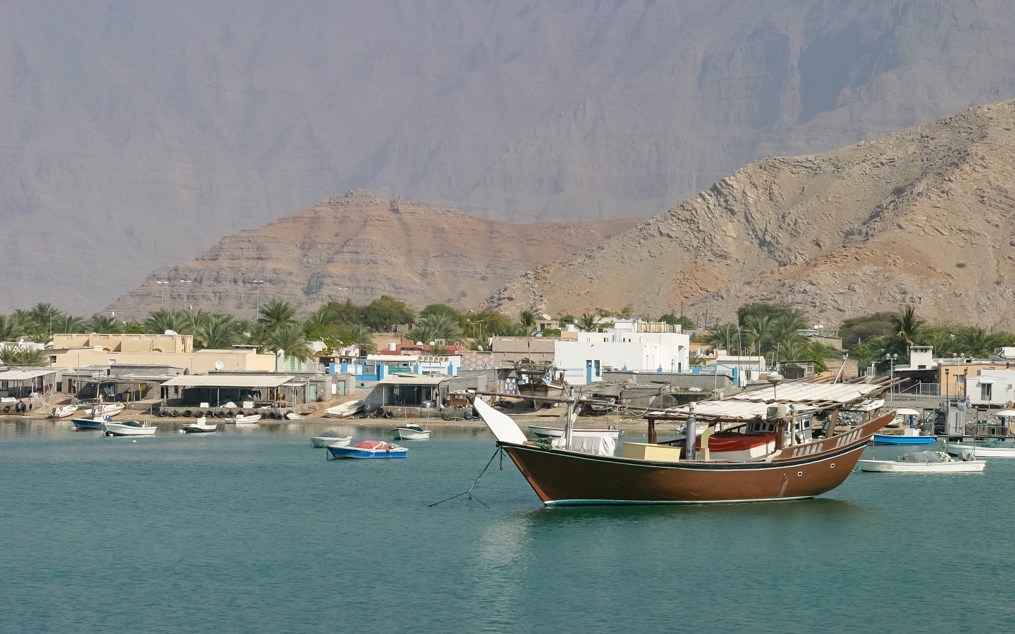 شاطئ شعم