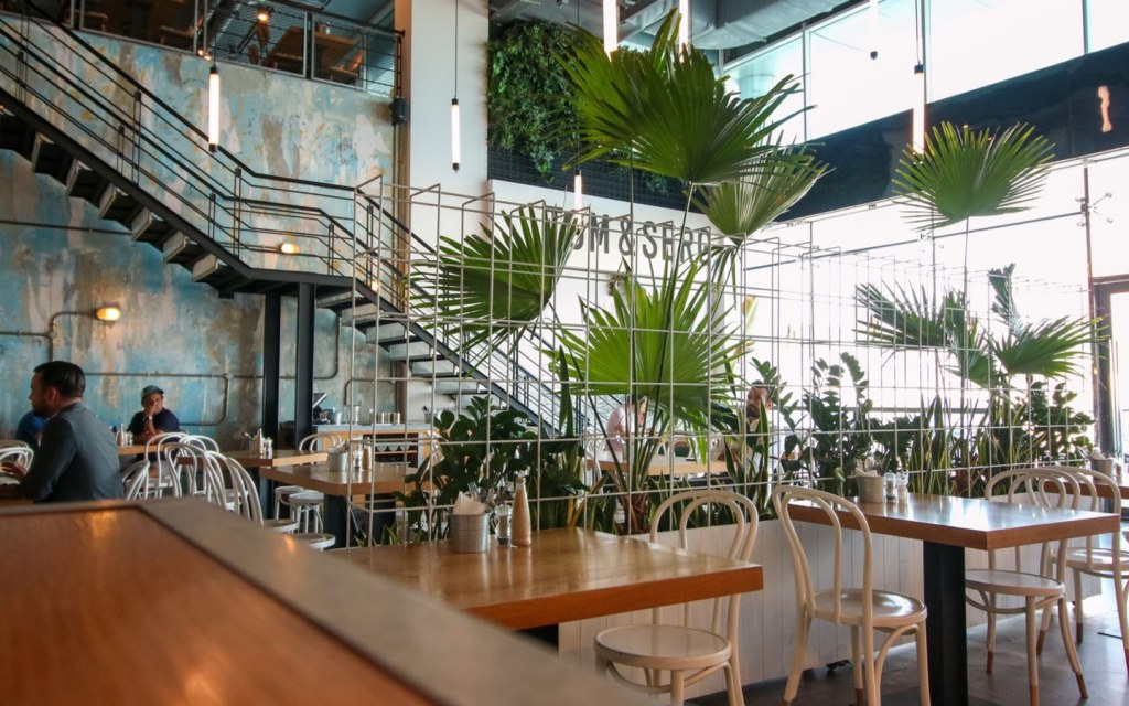 Best Cafes & Restaurants on Sheikh Zayed Road MyBayut