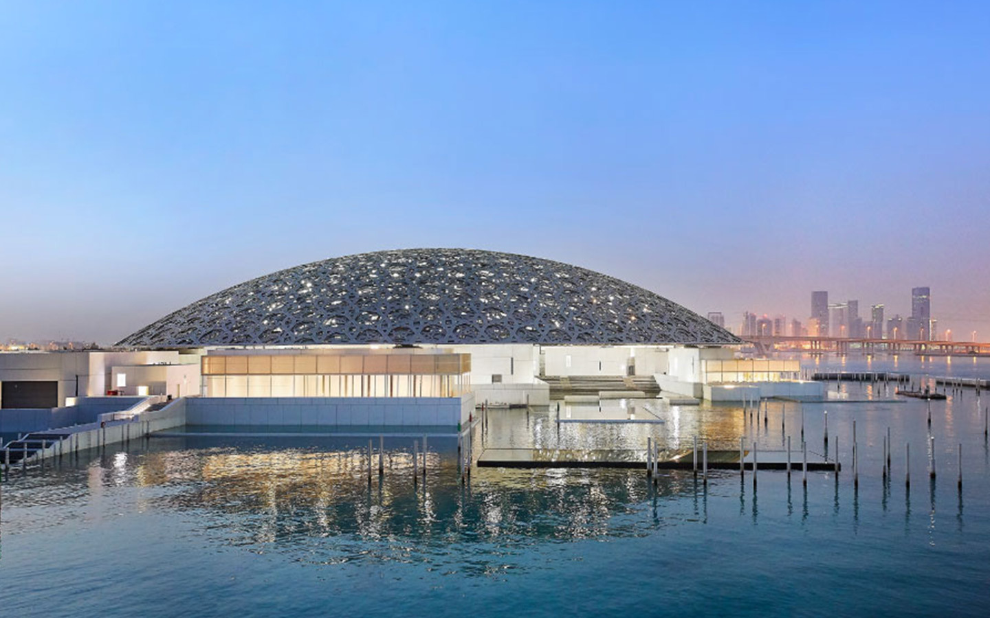 متحف اللوفر أبوظبي