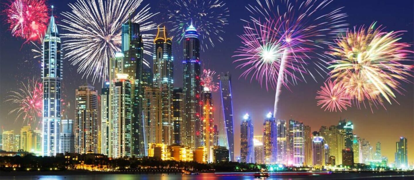 ألعاب نارية في دبي