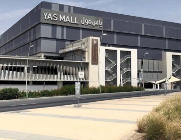 Yas Mall exterior