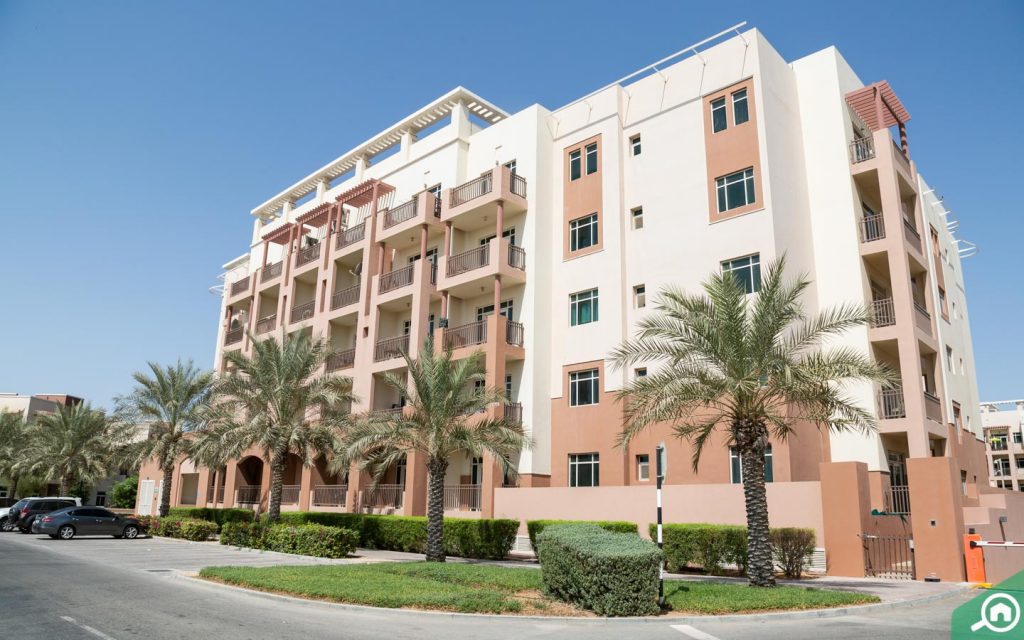 مبنى سكني في مجمع الغدير