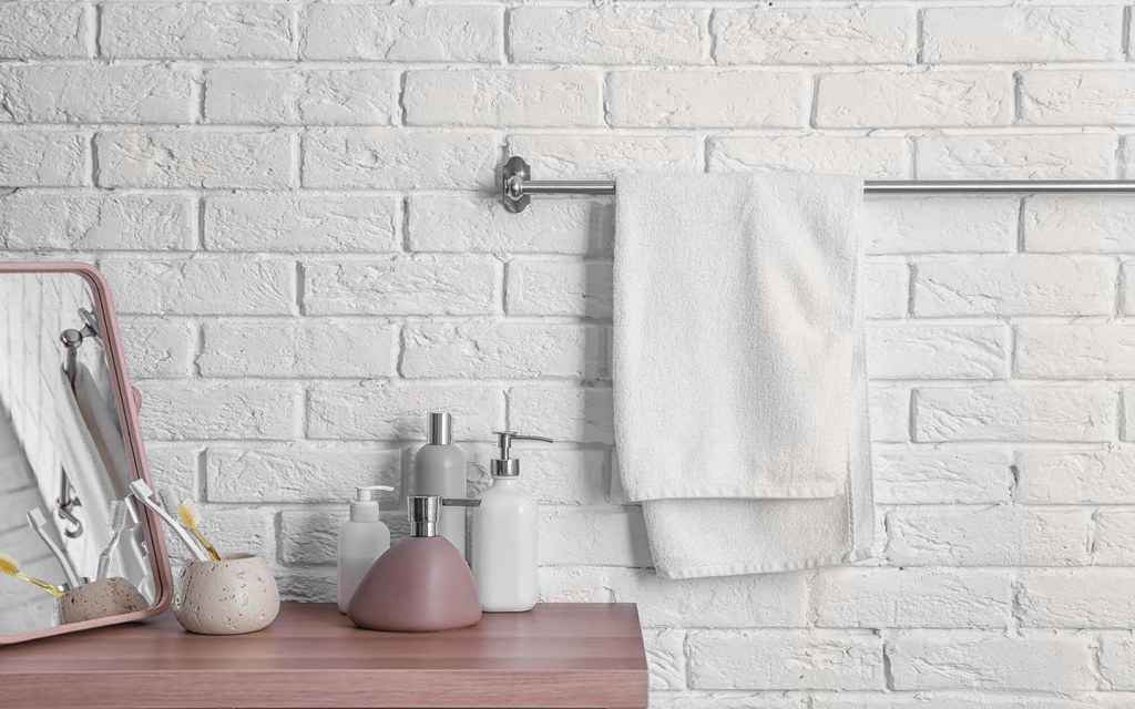 Minimalist bathroom with neutral-toned essentials