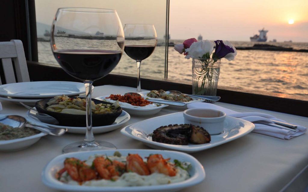 Valentine's Day in Abu Dhabi 2022 Dinners, Staycations & More MyBayut