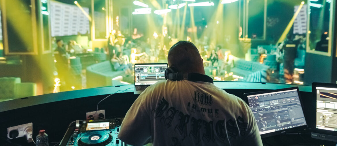 Top in Abu Dhabi White, Vertigo, Hysteria & More MyBayut