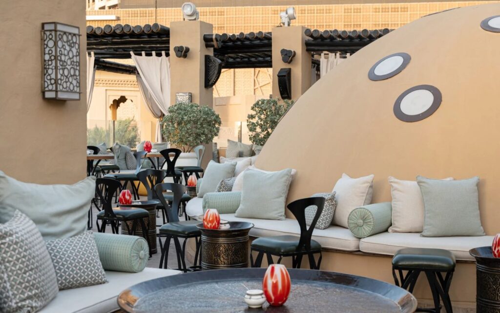rooftop dining at viva la goa