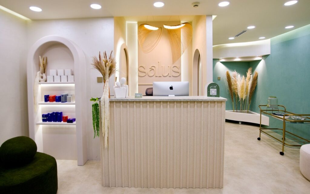 Salus clinic reception