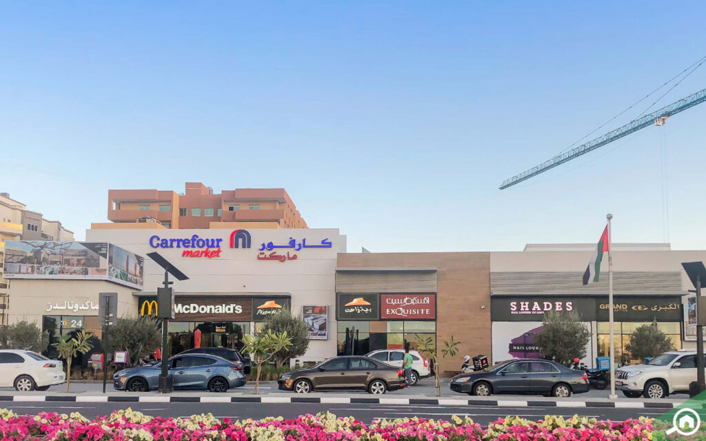 Easy access to convenience stores in affordable areas