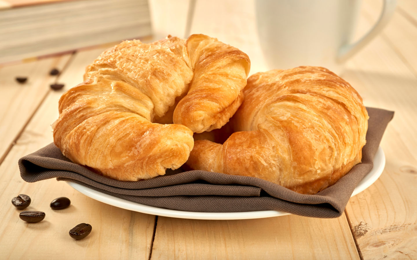 Crispy croissants on plate