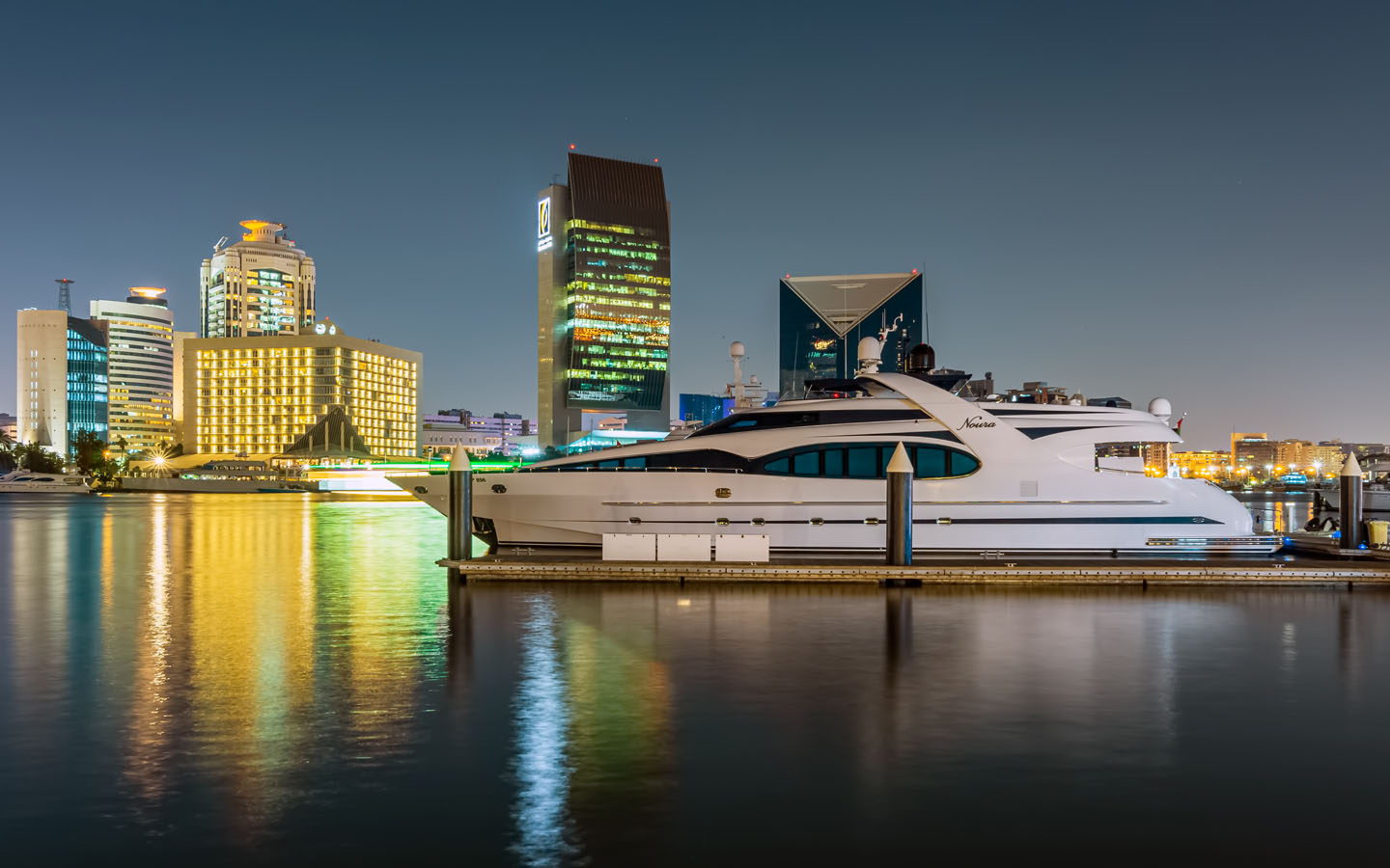 dinner cruises in dubai