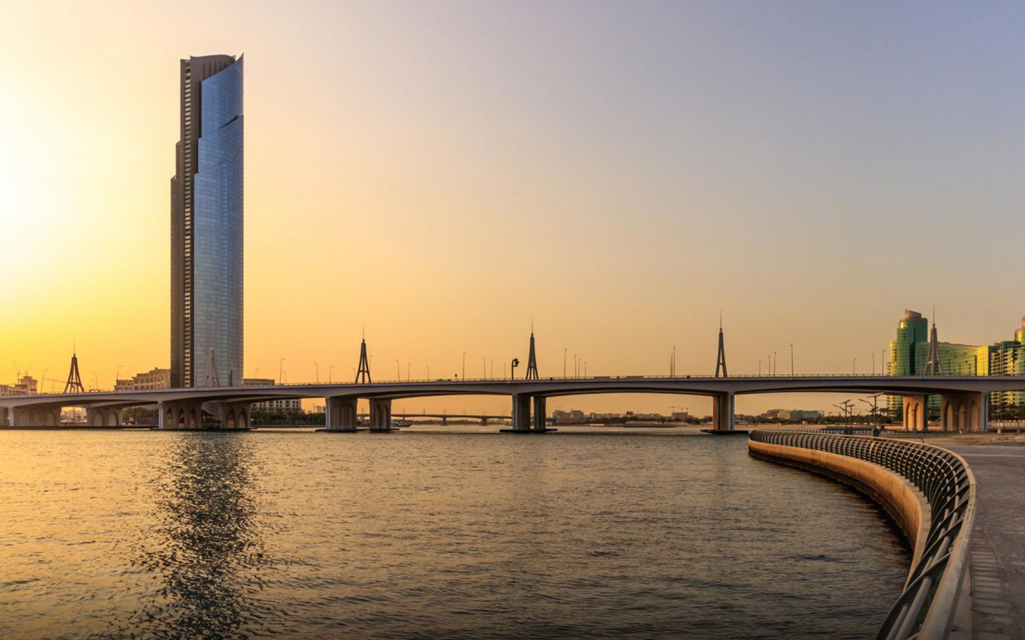 خور دبي