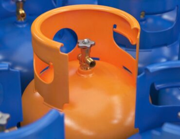 gas cylinders used to store and provide gas in Ras Al Khaimah