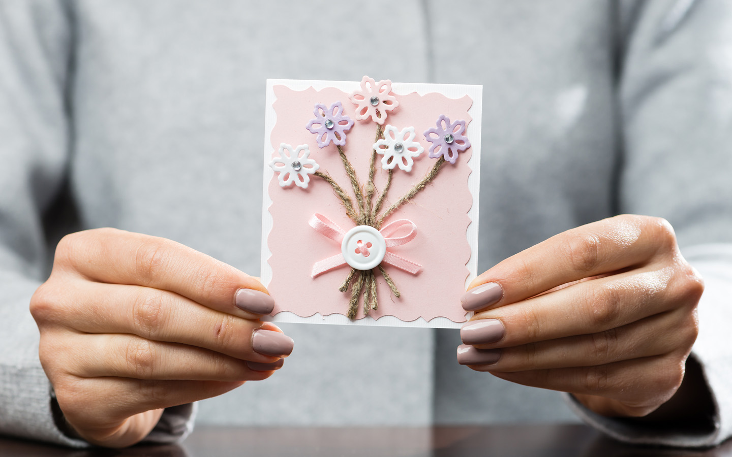 Greeting Card Delivery in Dubai JOI Gifts, FNP & More MyBayut