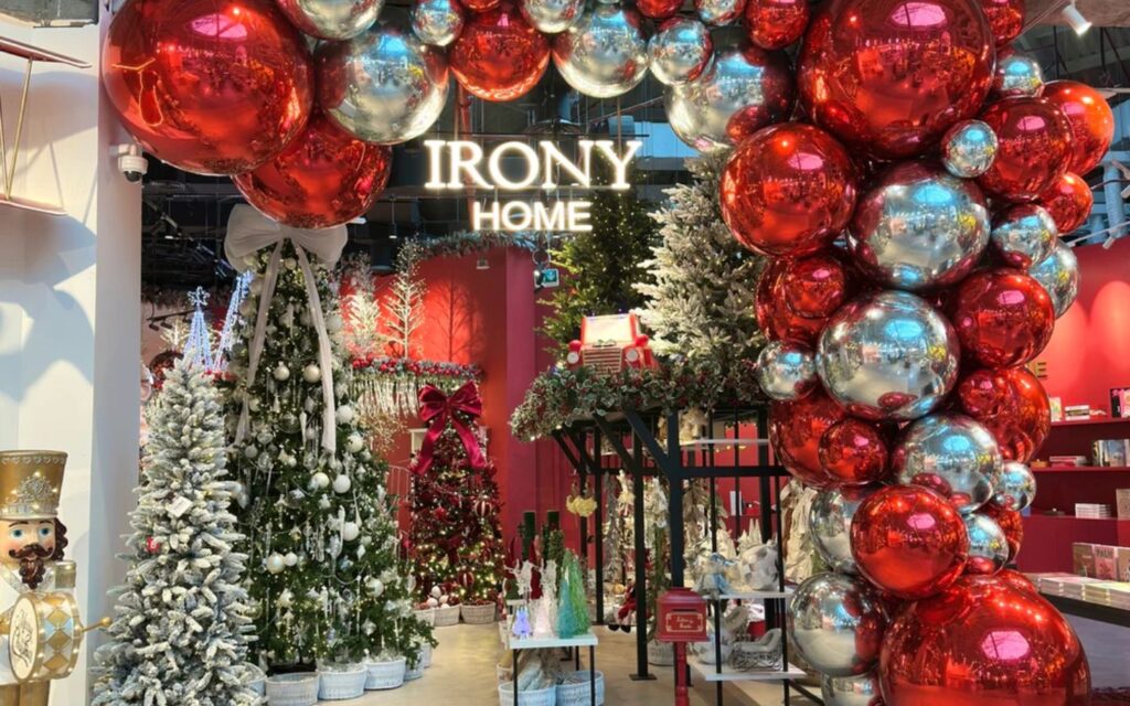 One of the beautiful Christmas tree shops in Dubai