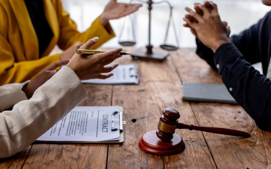law consultants in Dubai giving results-driven legal advice to client