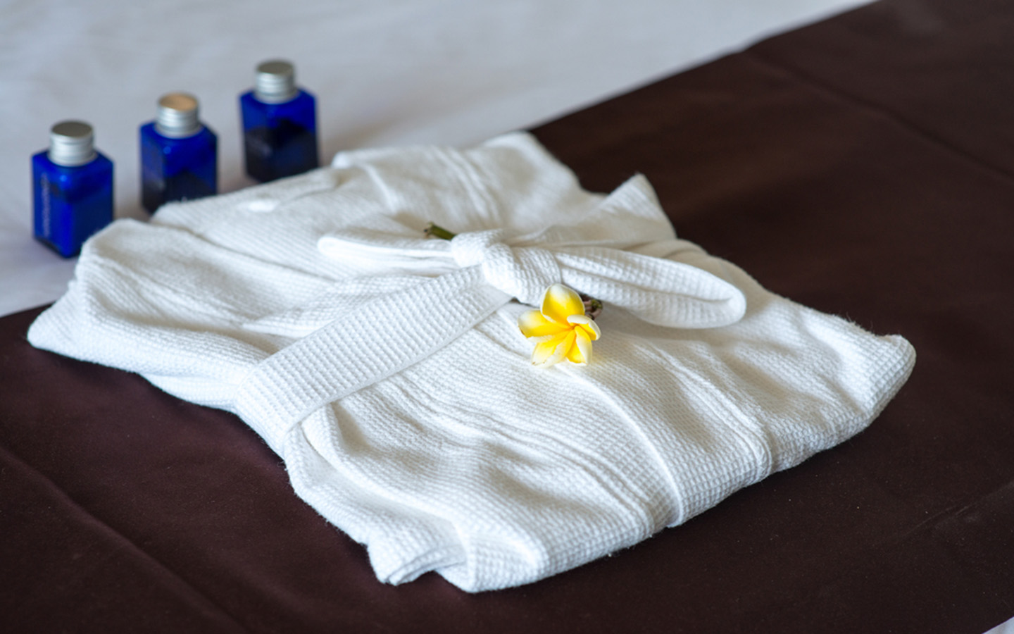 Bathrobe in a hotel room at Mafraq