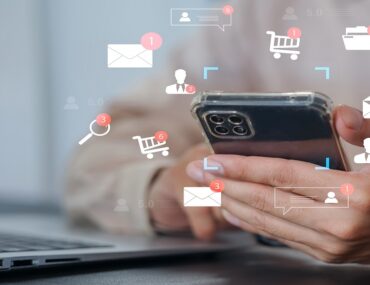 قائمة تطبيقات تسوق في الإمارات