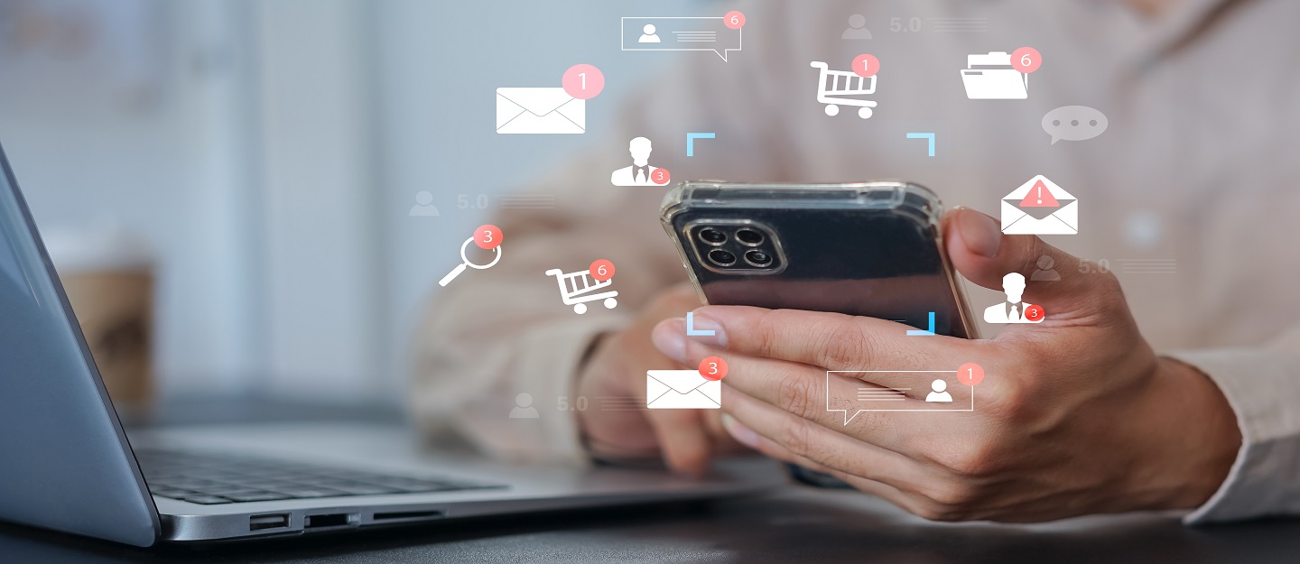 قائمة تطبيقات تسوق في الإمارات