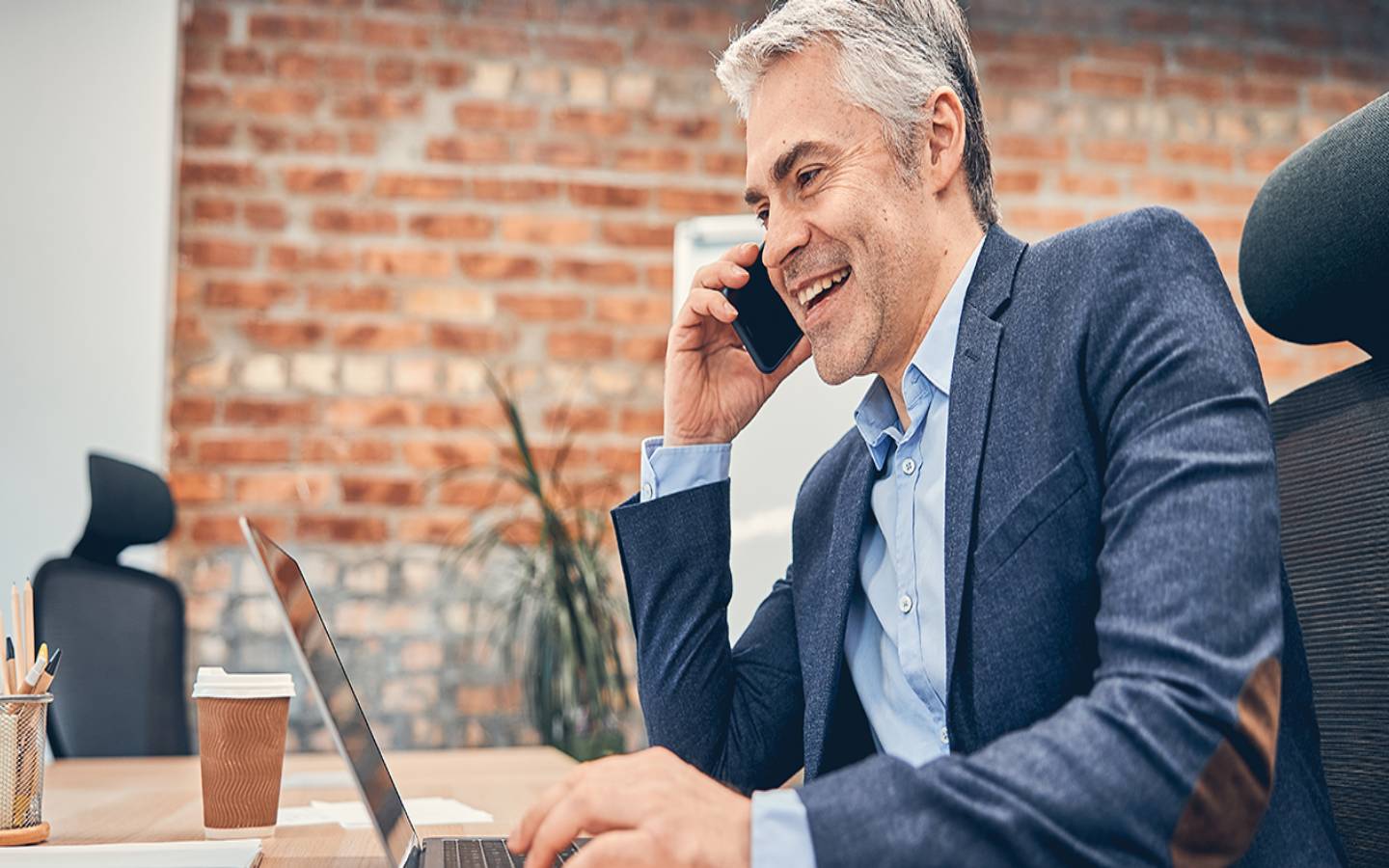 عرف عن نفسك باحترافية