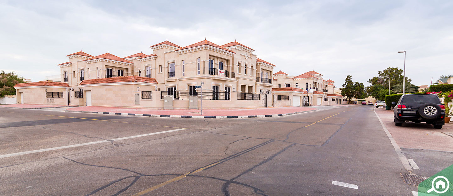 living in Jumeirah Dubai
