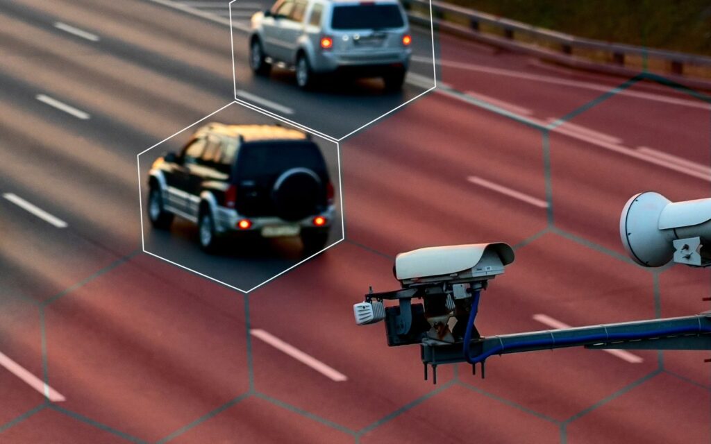 Camera detecting speed violations on Abu Dhabi's major road