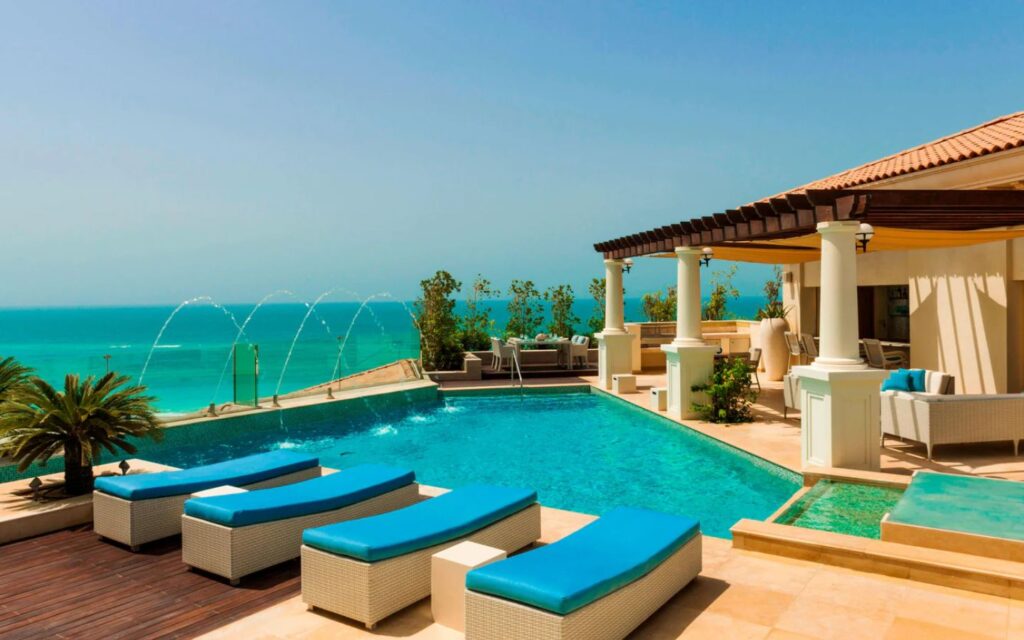 private villas at one of the best hotels in Saadiyat Island Abu Dhabi