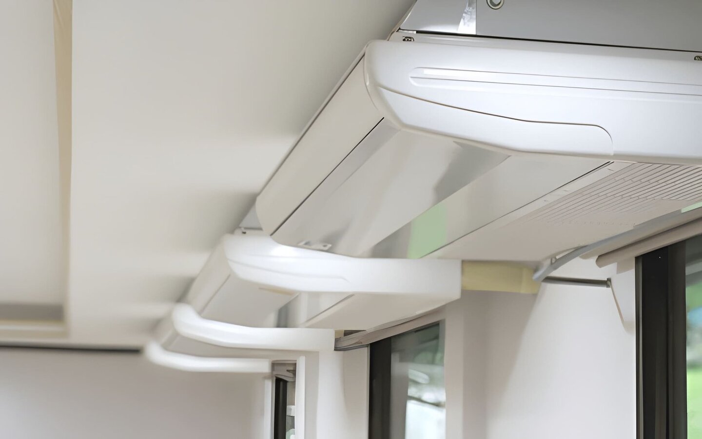 ستائر هوائية