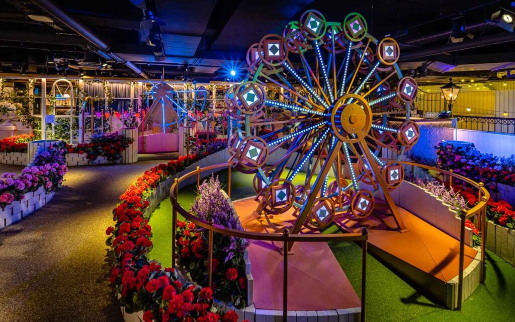 Waterwheel at Swingers crazy golf UAE