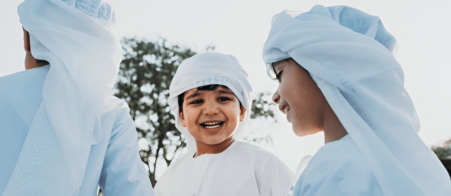 أطفال يلعبون