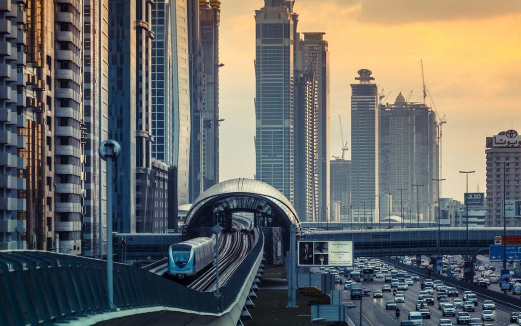 dubai metro in action