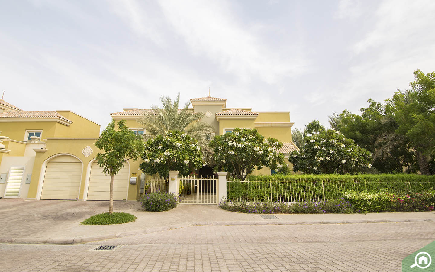 Stunning 5bedroom Villa For Sale in Victory Heights for AED 6.35M! MyBayut